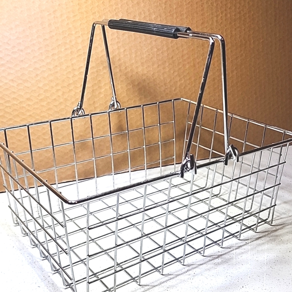Metal storage caddy, basket with handles New no tags